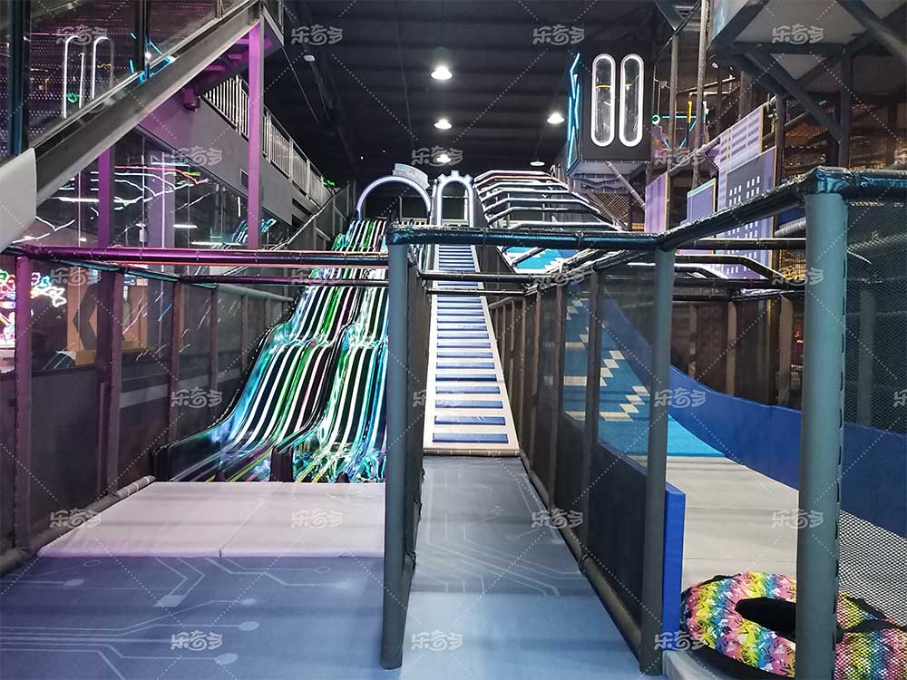 樂奇多蹦床樂園實(shí)拍圖